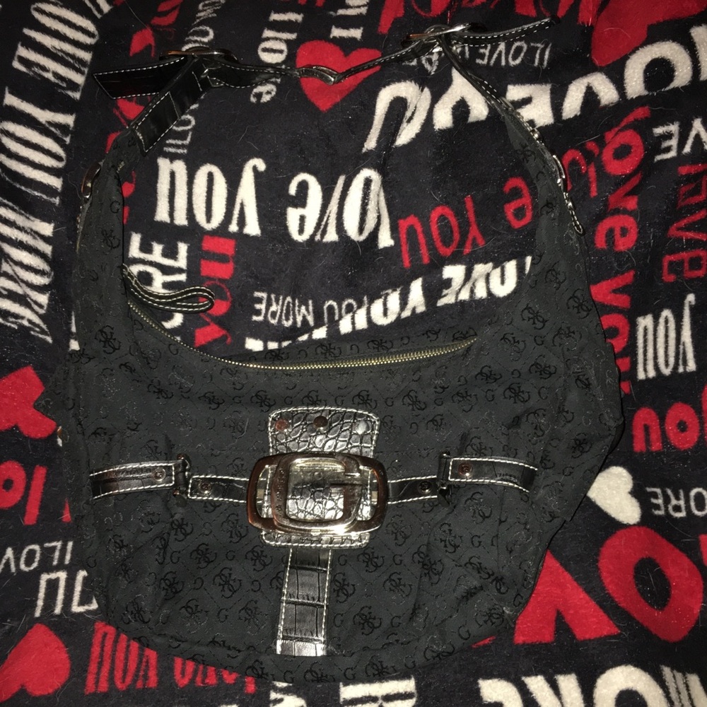 Guess purse